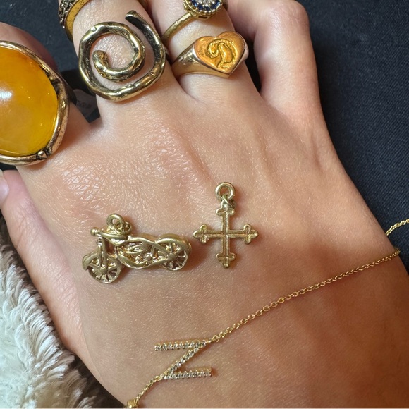 Gold Jewelry Lot - Picture 3 of 6